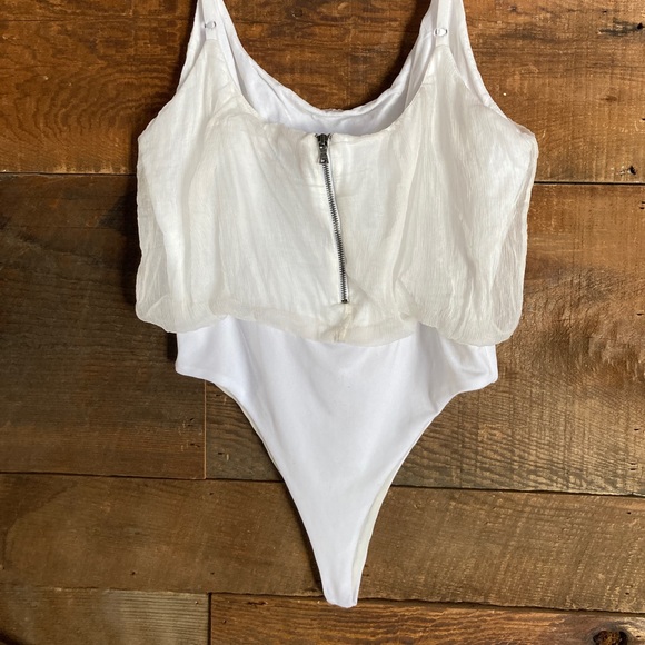 Alice + Olivia Chiffon bodysuit, size L - Picture 3 of 6